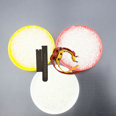 Materia prima de moldeo de plástico OEM Pellet de TPU 70A Material retardante de llama de TPU Partes electrónicas