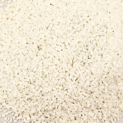 Pellets de poliuretano a prueba de choques Granulado TPU Flexible para moldeo por inyección