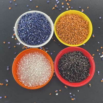 TPU de color personalizado para la adaptación de color en suelas de zapatos alargadas y carcasas de teléfonos, moldeado por inyección