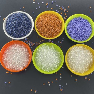 TPU moldeado por inyección de color personalizado con flexibilidad y elongación del 500-700%