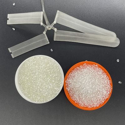 Pellets de reciclaje de plástico de resina de poliuretano Granula 80A Materia prima TPU a base de poliéter personalizada
