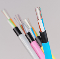 TPU retardante de llama Dureza 85A 60D 73D Propiedades estables y resistentes a los rayos UV a largo plazo
