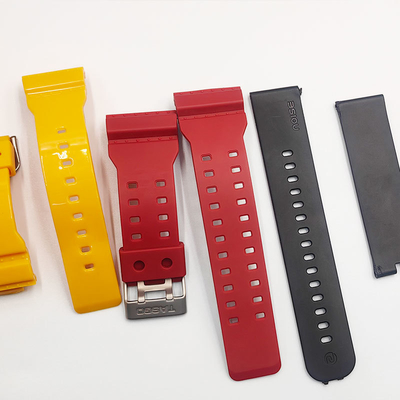 La materia prima TPU es para tiras de relojes, con dureza moderada: Shore 65A-85A, suave y cómoda, amigable con la piel, elástica, resistente a la hidrólisis y la corrosión